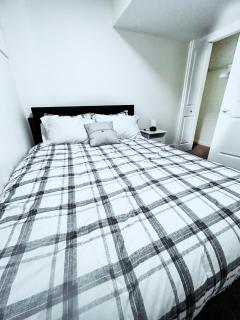 Cozy private suite - 12 minutes from the airport - 1
