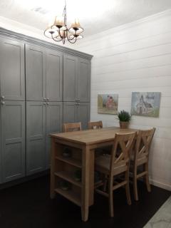 Tanglewood Estates 2 Private Cottage Sleeps 10 - Conroe - 7