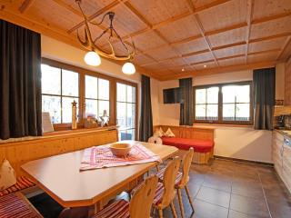 holiday home Almzauber, Hochfügen - 9