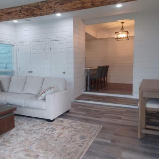 Tanglewood Estates 2 Private Cottage Sleeps 10 - 2
