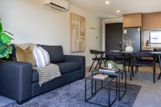 Urban Gated Townhouse - Patio & Parking with EV - 6