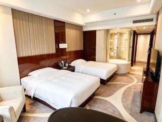 Lv Shou Hotel - 5