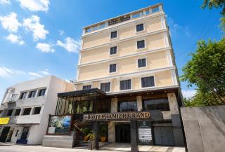 HOTEL TAMIZH GRAND - 4