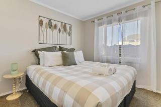 Fantail's Landing - 8