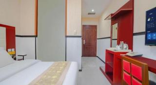 Kunming Tong Yi Business Hotel - Kunming - 4