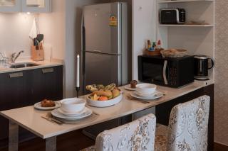 ThongLor:Private Jacuzzi KingBed Pool Gym Parking - 6