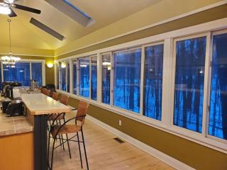 Woodshores Retreat - cozy retreat, hot tub, Lk MI - 4