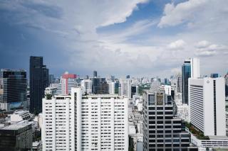 5-MinWalkBTS Pool-View 35th FL PrivateJacuzzi - 7