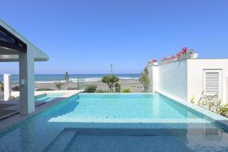 Alesea Baroro, La Union, Private Modern Villa with Pool, Jacuzzi, Beachfront View - 8