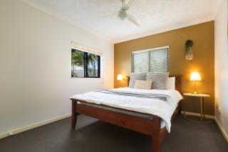 Stylish Beachside 1BR Apartment - 3