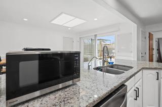 Cottonwood Heights Escape-Minutes to Trails and Views - 2