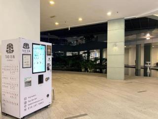Spritz Empire Regalia Suites & Residence - 4
