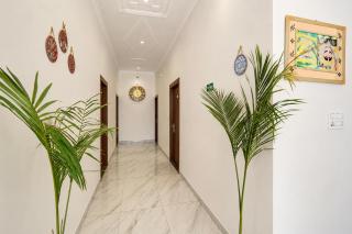 Collection O Salasar Balaji Temple Formerly Hanuwant Palace - 6