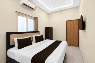 Hotel O Gandimaisamma Formerly Genz Lavish Stays - 6