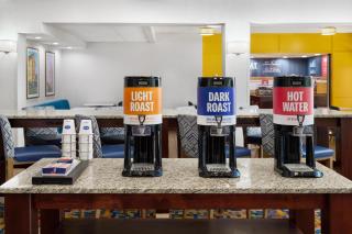 Hampton Inn Lawrence - 3