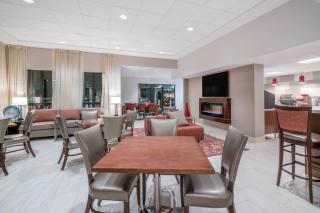 Ramada by Wyndham Minneapolis Golden Valley - 8