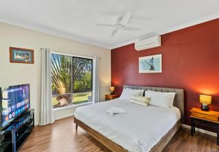 The Seahaven - Modern 5 Bedroom Family Home Close to Beach - 9