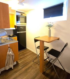 Small cozy basement apartment - 4