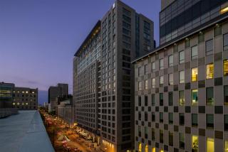 Embassy Suites by Hilton - Montreal - 8
