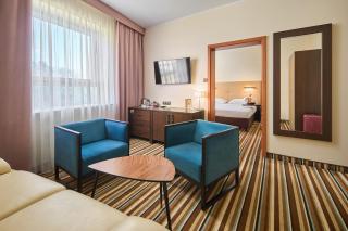 Hotel Victor Pruszków DeSilva - 7