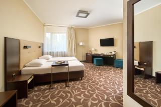 Hotel Victor Pruszków DeSilva - 3