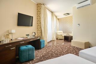 Hotel Victor Pruszków DeSilva - 2