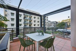 Mounts Bay 1 Bed Unit AC Parking & Balcony - 9