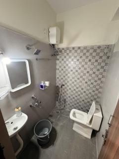 Secret Getaway with Premium & Cozy 1BHK Kondapur - 1