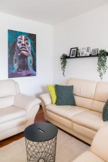 Spacious apartment - free parking - fast WiFi - 7