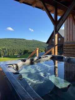 Hotel Vydrovy boudy, Pec pod Sněžkou - 0