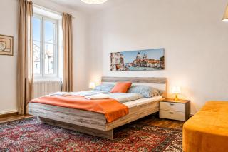 Cozy 2BR Apartment Very Central, Ideal for Long Stays - 3