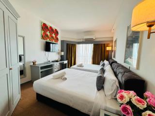 Seaview Deluxe Rainbow Paradise Tg Bungah 8pax - 7
