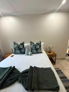 Cambridge Boutique Stay - 4