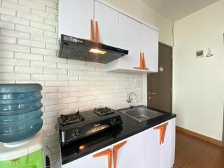 Well Apointed 1BR Apartment at Easton Park Residence Jatinangor By Travelio - 5