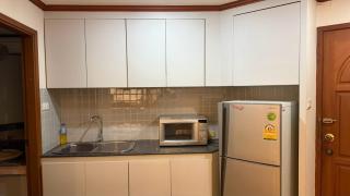 Beverly Tower Sukhumvit 11 - 9