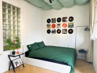 Hanoians Homestay - Street View Apartment 2BR in Old Quarter - 8