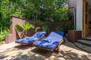Tequila Sunrise Forest Cabana - on Diani Beach - 2
