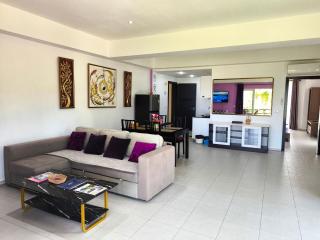 Beachfront Deluxe 1 Bedroom Apartment with Sea View, Siam Royal View, Koh Chang - 2