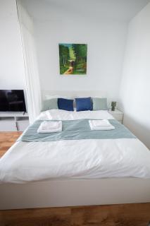 Uranus Cozy Studio Apartment - 8