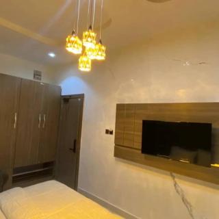 Laycon hotel and suites - 4