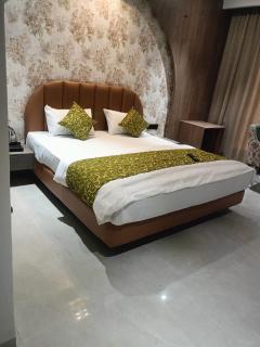 Mayur baag resort - 8