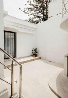 Moradia Luxosa na Polana com Piscina - 0