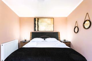 RAI Lodges Bran - Group-Friendly Private Retreat - 6