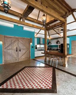 Villa Harimau-Original Joglo style 3B with pool - 3