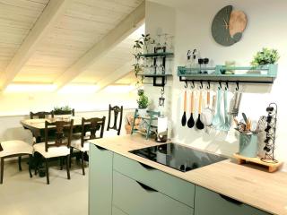 Stylish Rooftop Loft Near Tel Aviv & Airport - 6