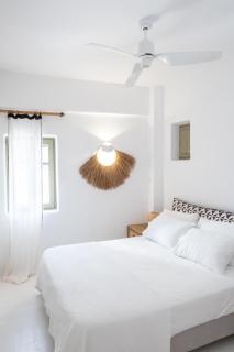 Pied-à-Terre Naousa, Paros - 3