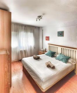 GATU Villa Dante Playa Victoria Parking gratuito, "preferente para mayores de 25 años y familias " - 2