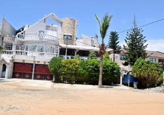 Hôtel Loris - 0