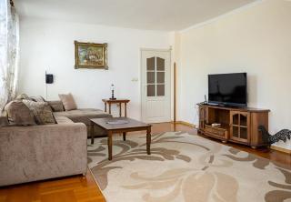 Spacious 2BR Apartment at Red Square Varna by Flat Manаger - 4