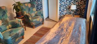 A gorgeous cottage on a peninsula - 8